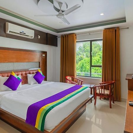 Treebo Premium Palmyra Milford, 2 Km From Alleppey Beach Alappuzha Eksteriør billede